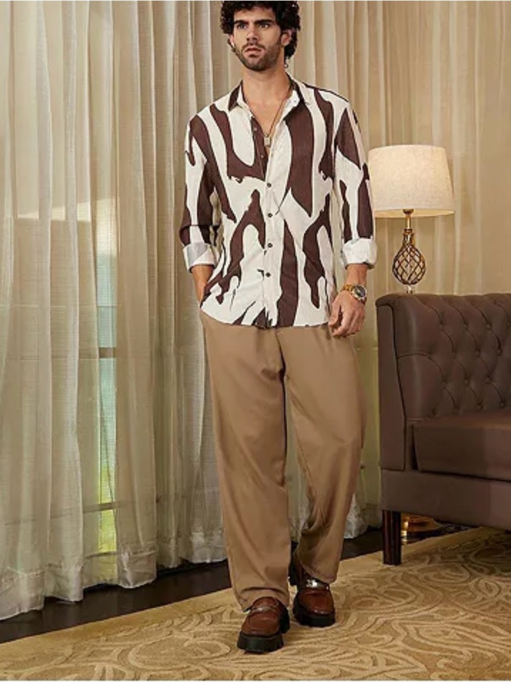 Men's Chocolate Brown & Daisy White Contour-Lines Pleated Shirt